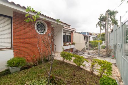Casa à venda com 404m², 4 quartos e 5 vagasFachada