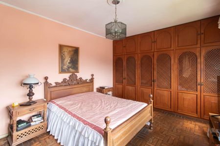 Casa à venda com 404m², 4 quartos e 5 vagasQuarto 4 - Suíte