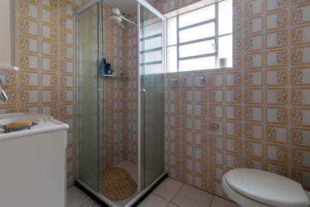 Casa à venda com 404m², 4 quartos e 5 vagasBanheiro Social 2