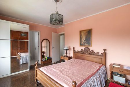 Casa à venda com 404m², 4 quartos e 5 vagasQuarto 4 - Suíte