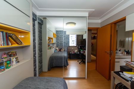 Apartamento à venda com 147m², 4 quartos e 4 vagasQUARTO3