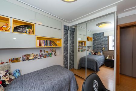 Apartamento à venda com 147m², 4 quartos e 4 vagasQUARTO3