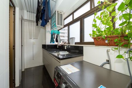 Apartamento à venda com 147m², 4 quartos e 4 vagasAREA DE SERVICO