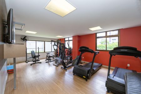 Apartamento à venda com 147m², 4 quartos e 4 vagasACADEMIA