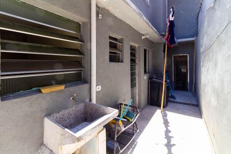 Casa para alugar com 20m², 1 quarto e sem vagaÁrea de Serviço