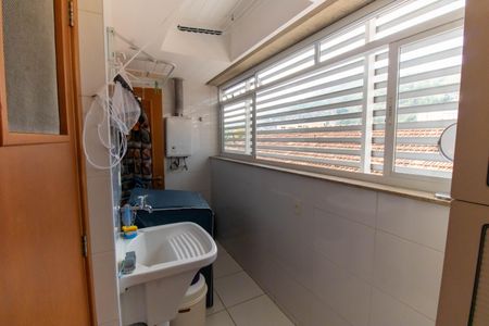 Apartamento à venda com 120m², 3 quartos e 1 vaga Apartamento à venda com 120m², 3 quartos e 1 vagaÁrea de Serviço