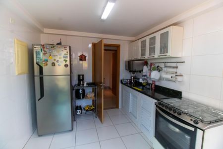 Apartamento à venda com 120m², 3 quartos e 1 vaga Apartamento à venda com 120m², 3 quartos e 1 vagaCozinha