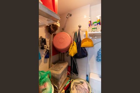 Apartamento à venda com 120m², 3 quartos e 1 vaga Apartamento à venda com 120m², 3 quartos e 1 vagaBanheiro de serviço