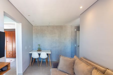 Sala  de apartamento à venda com 2 quartos, 50m² em Padroeira, Osasco