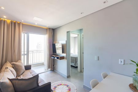 Apartamento à venda com 50m², 2 quartos e 1 vaga Apartamento à venda com 50m², 2 quartos e 1 vagaSala