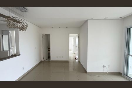 Foto 02 de apartamento à venda com 3 quartos, 83m² em Vila Suzana, São Paulo