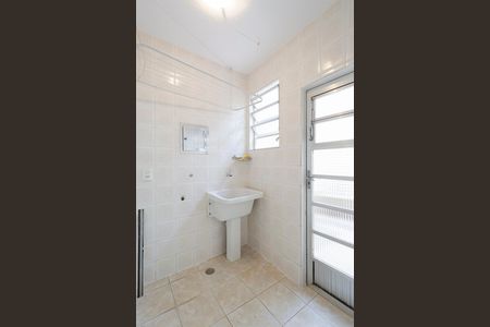 Casa para alugar com 60m², 2 quartos e sem vagaÁrea de Serviço