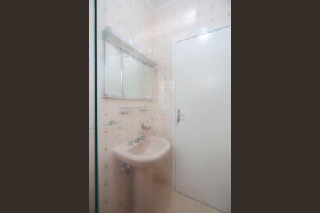 Casa para alugar com 60m², 2 quartos e sem vagaBanheiro