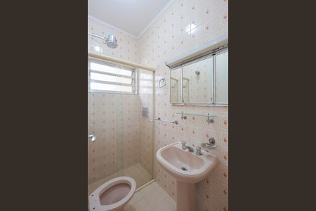 Casa para alugar com 60m², 2 quartos e sem vagaBanheiro