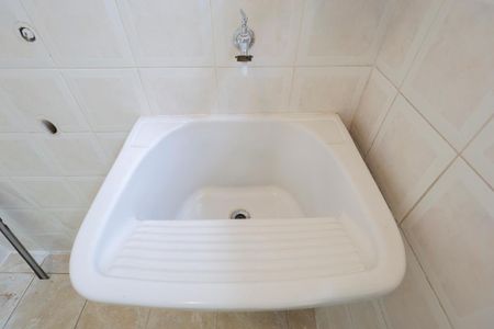 Casa para alugar com 60m², 2 quartos e sem vagaÁrea de Serviço