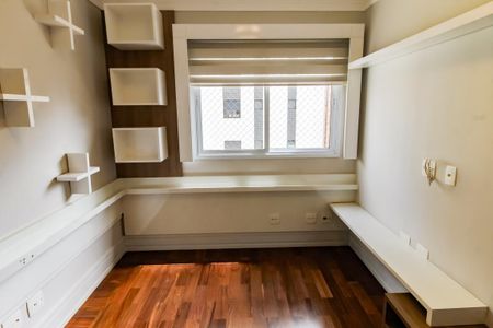 Apartamento à venda com 184m², 4 quartos e 3 vagasQuarto 1