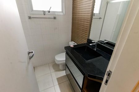 Apartamento à venda com 184m², 4 quartos e 3 vagasBanheiro da Suíte 1