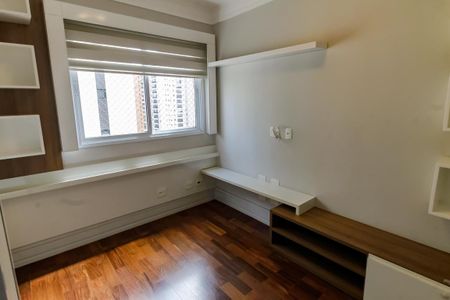 Apartamento à venda com 184m², 4 quartos e 3 vagasQuarto 1