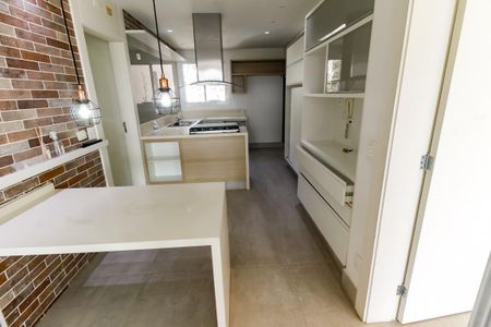 Apartamento à venda com 184m², 4 quartos e 3 vagasCozinha - Armários