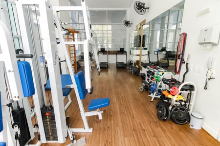 Apartamento à venda com 184m², 4 quartos e 3 vagasÁrea comum - Academia