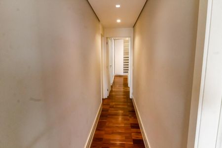 Apartamento à venda com 184m², 4 quartos e 3 vagascorredor quartos