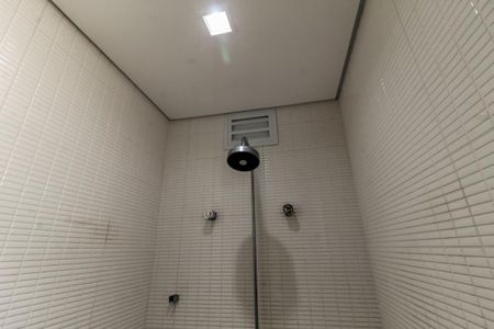 Apartamento à venda com 184m², 4 quartos e 3 vagasBanheiro da Suíte 1 - chuveiro