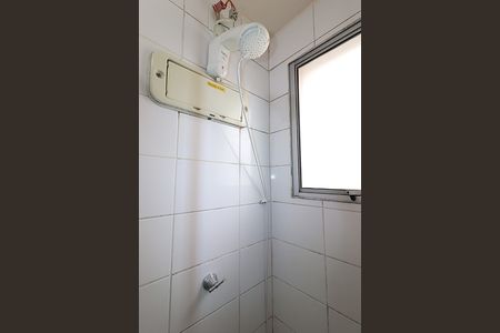 Banheiro social de apartamento para alugar com 2 quartos, 50m² em Sarandi, Porto Alegre