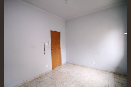 Sala de apartamento para alugar com 1 quarto, 48m² em Penha Circular, Rio de Janeiro