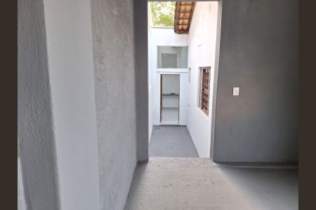 Casa de condomínio para alugar com 120m², 3 quartos e 1 vaga Casa de condomínio para alugar com 120m², 3 quartos e 1 vagaCorredor