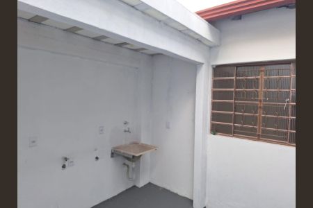 Casa de condomínio para alugar com 120m², 3 quartos e 1 vaga Casa de condomínio para alugar com 120m², 3 quartos e 1 vagaÁrea de Serviço