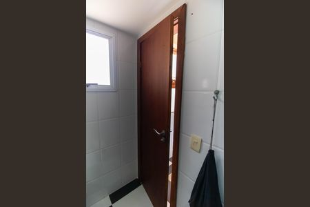 Casa à venda com 160m², 3 quartos e 2 vagasBanheiro de serviço