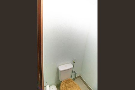 Casa à venda com 160m², 3 quartos e 2 vagasLavabo