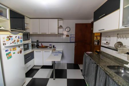 Casa à venda com 160m², 3 quartos e 2 vagasCozinha