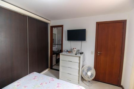 Casa à venda com 160m², 3 quartos e 2 vagasSuíte 