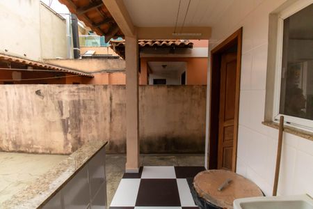 Casa à venda com 160m², 3 quartos e 2 vagasÁrea de Serviço