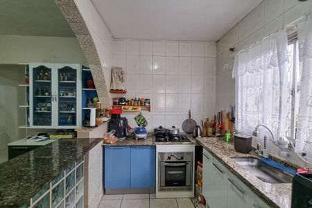 Casa à venda com 275m², 4 quartos e 4 vagas