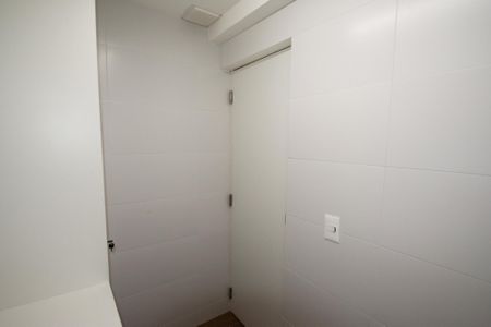 Apartamento à venda com 120m², 3 quartos e 2 vagas Apartamento à venda com 120m², 3 quartos e 2 vagaslavanderia