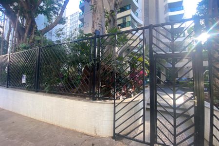 Apartamento à venda com 120m², 3 quartos e 2 vagas Apartamento à venda com 120m², 3 quartos e 2 vagasfachada predio