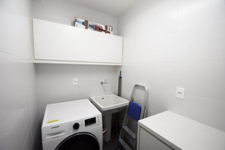 Apartamento à venda com 120m², 3 quartos e 2 vagas Apartamento à venda com 120m², 3 quartos e 2 vagaslavanderia