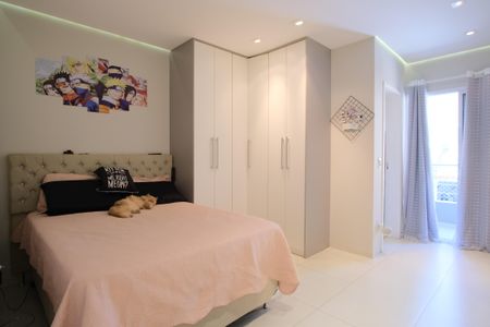 Casa à venda com 320m², 4 quartos e 7 vagasSuíte 3