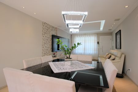 Sala de casa à venda com 4 quartos, 320m² em Vila Gomes Cardim, São Paulo