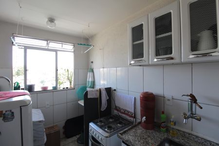 Apartamento à venda com 45m², 2 quartos e 1 vagaCozinha e Área de Serviço