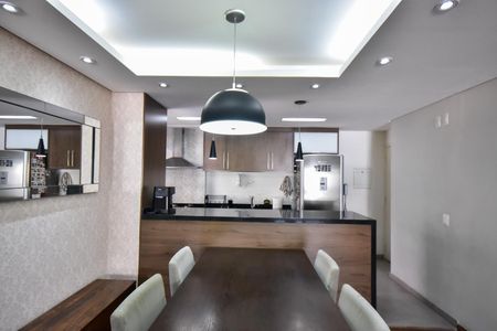 Apartamento à venda com 96m², 2 quartos e 2 vagasCozinha