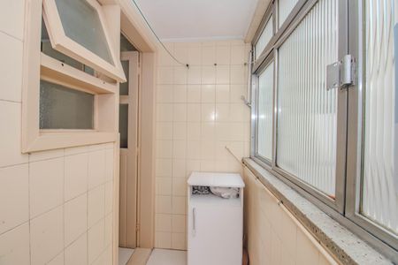 Apartamento à venda com 56m², 1 quarto e 1 vaga Apartamento à venda com 56m², 1 quarto e 1 vagaCozinha e Área de Serviço