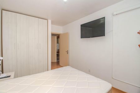 Quarto de apartamento à venda com 1 quarto, 56m² em Passo D’areia, Porto Alegre