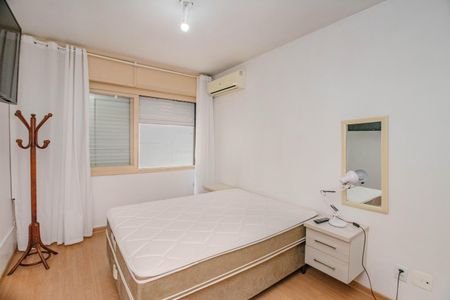Quarto de apartamento à venda com 1 quarto, 56m² em Passo D’areia, Porto Alegre