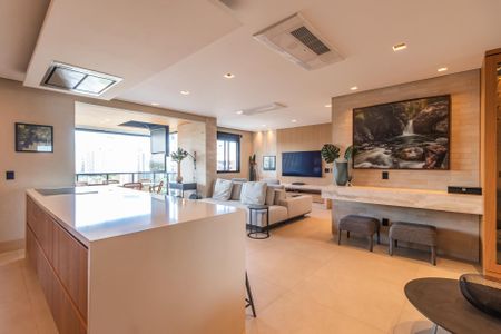 Apartamento para alugar com 112m², 2 quartos e 2 vagasSala