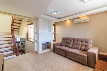 Sala de casa para alugar com 3 quartos, 195m² em Ipanema, Porto Alegre