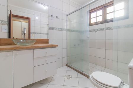 Banheiro da Suíte de casa para alugar com 3 quartos, 195m² em Ipanema, Porto Alegre