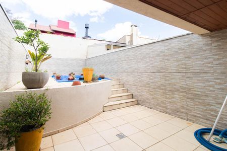 Quintal de casa para alugar com 3 quartos, 195m² em Ipanema, Porto Alegre